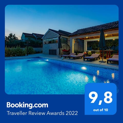 Villa Lorema-pet friendly on 5000 sqm garden,pool, jacuzzi, billiard&PS5 Villa in Šibenik-Knin County, Croatia