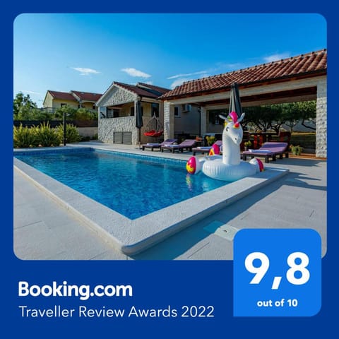 Villa Lorema-pet friendly on 5000 sqm garden,pool, jacuzzi, billiard&PS5 Villa in Šibenik-Knin County, Croatia