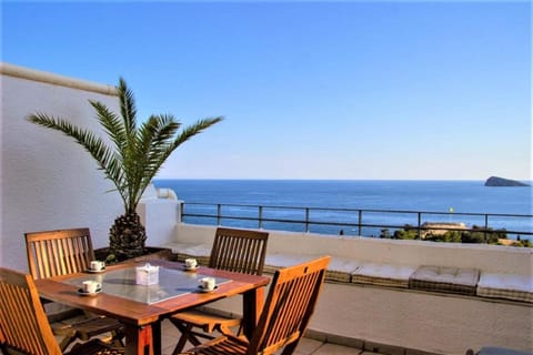 Day, Natural landscape, View (from property/room), Balcony/Terrace, Balcony/Terrace, Beach, On site, Sea view