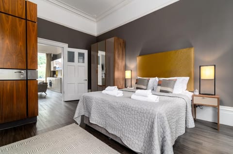 Bed, Bedroom, towels, wardrobe