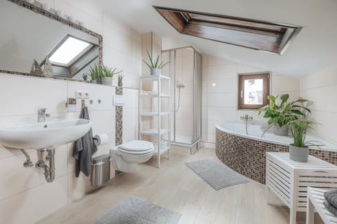 Shower, Bathroom, Bath