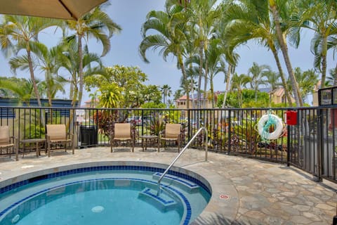 Kailua-Kona Condo with Resort Access and Ocean View! Apartment in South Kona