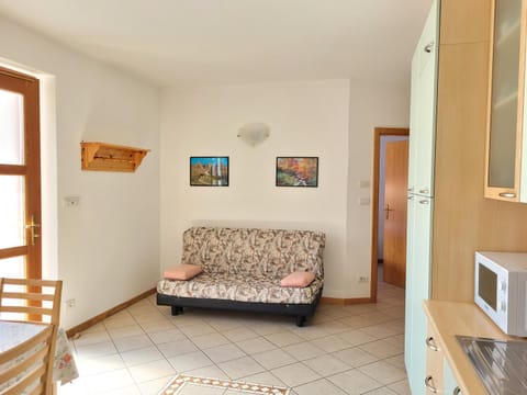 Appartamento "Laghet" a piano terra con giardino Apartment in Trentino-South Tyrol