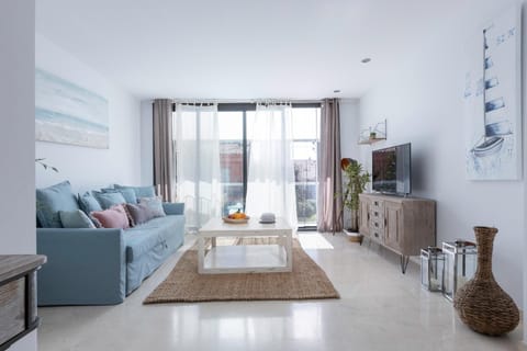 TV and multimedia, Seating area