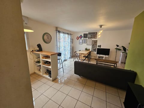 Amazing Cocoon 10 mns de Disney Apartment in Bussy-Saint-Georges