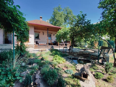 Property building, Garden