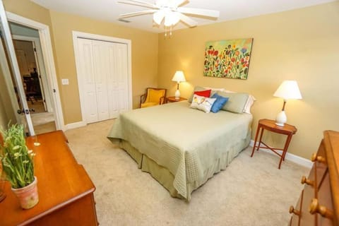 Ideal Location! Perfect for Graduations and Lowcountry Getaways! House in Port Royal