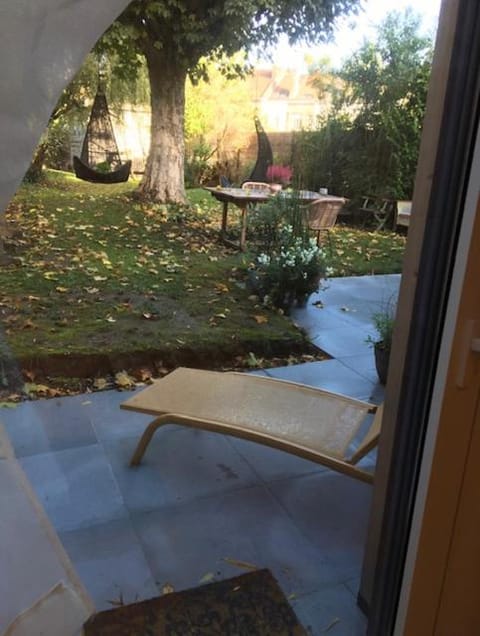 Petit cocon lillois:Cheminée & jardin Vacation rental in Lille