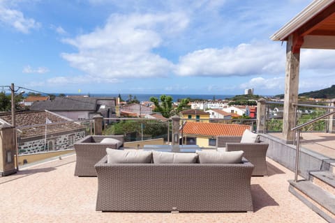 Balcony/Terrace, Sea view, Street view