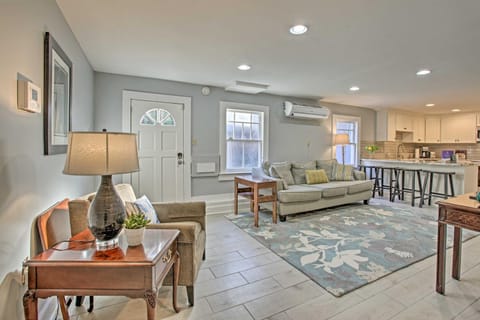 4 Mi to French Quarter NOLA Home with Patio House in New Orleans