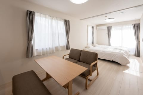 Bed, Photo of the whole room