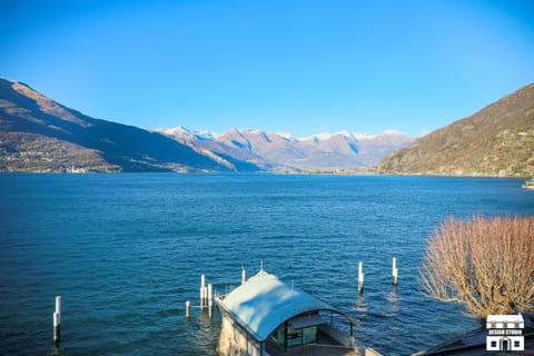 Day, Natural landscape, Lake view, Mountain view