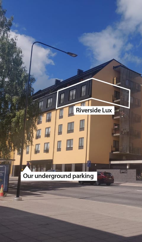 Riverside Lux with 2 bedrooms, Car Park garage and Sauna Apartment in Turku