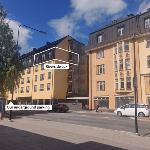Riverside Lux with 2 bedrooms, Car Park garage and Sauna Apartment in Turku