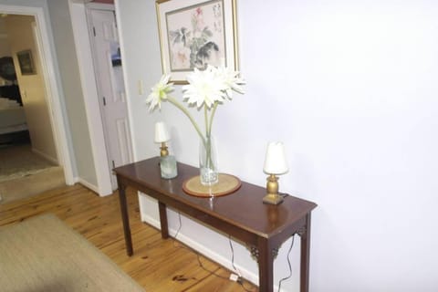 Amenity cards available! Steps to The Beach and The Beach Club House in Fripp Island