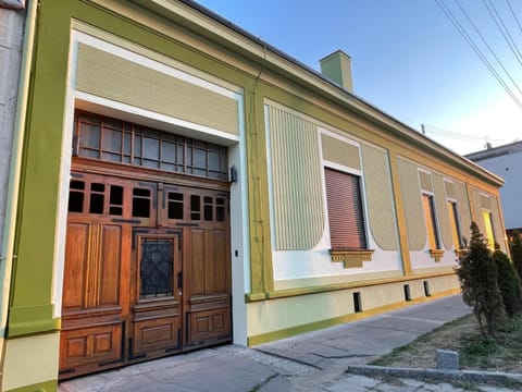 PB Garden Apartman with secured Parking Apartment in Vojvodina