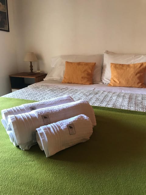 Bed, Street view, towels