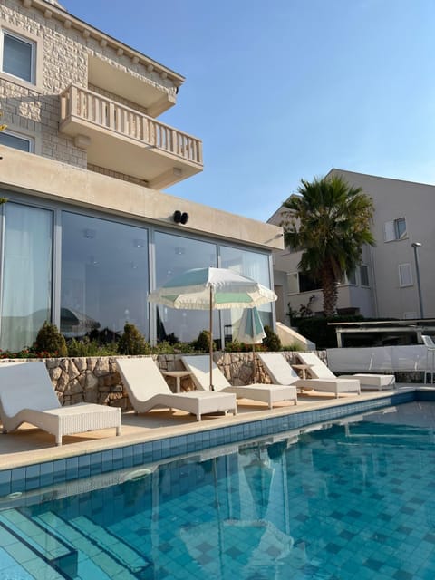 Villa Dalmatina - Adults Only Apart-Hotel Apartment hotel in Bol