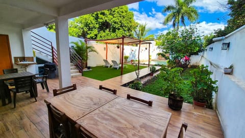 Off site, Garden, Swimming pool