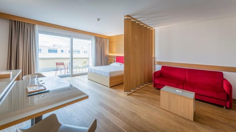 Photo of the whole room, Seating area, Bedroom