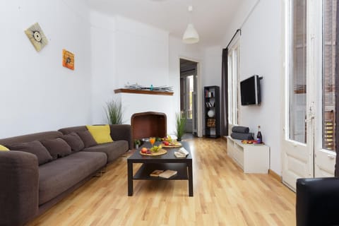 TV and multimedia, Balcony/Terrace, Living room, Seating area