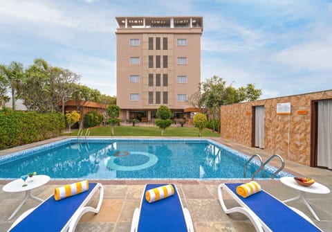 Pool view, Swimming pool