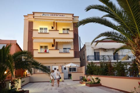 Facade/entrance, Garden