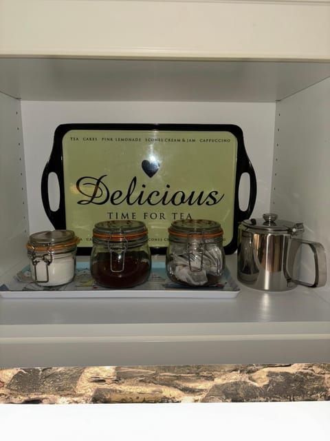 Splash Cottage beach house with Sea lapping Garden House in Northern Ireland