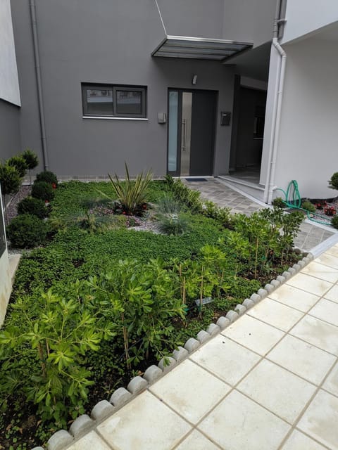 Stylish Ground Floor Maisonette Apartment in Volos