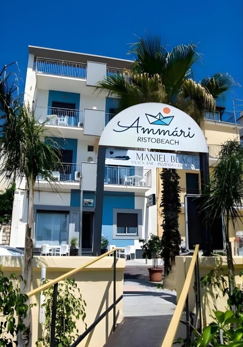Property building, Property logo or sign, Street view