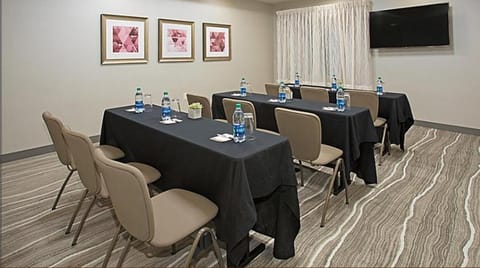 Staybridge Suites - Sioux Falls Southwest by IHG Hotel in Sioux Falls