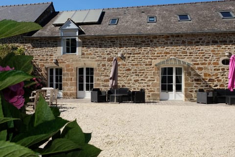 Property building, Patio
