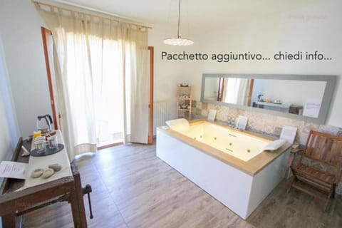 Hot Tub, Hot Tub, Steam room, Bathroom, Spa and wellness centre/facilities, Spa and wellness centre/facilities, Spa and wellness centre/facilities, Bath