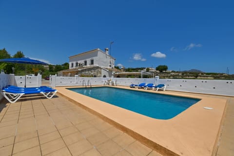 Solarium, Swimming pool
