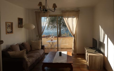 Appartement spacieux et chaleureux à Grasse Apartment in Grasse