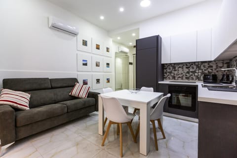 Valletta Collection - GB Duplex Apartment in Valletta