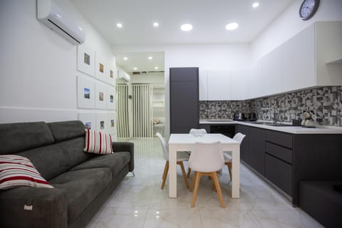 Valletta Collection - GB Duplex Apartment in Valletta