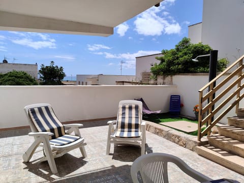 Property building, sunbed