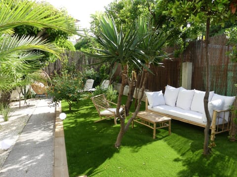 Garden, Garden view