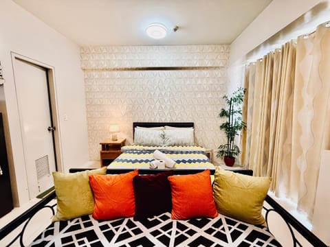 Living room, Bedroom