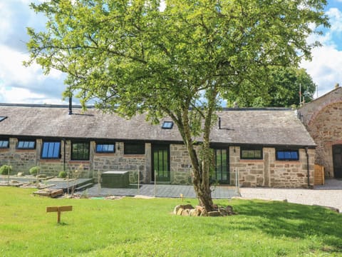 Nana's Cottage House in England