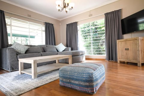 TV and multimedia, Seating area