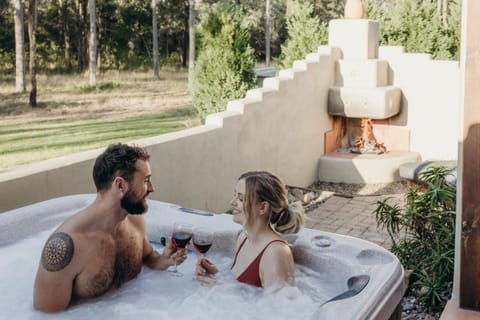 Hot Tub, fireplace