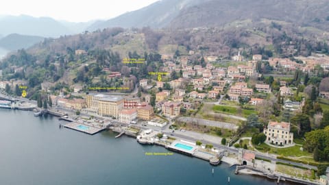 Neighbourhood, Bird's eye view, Location