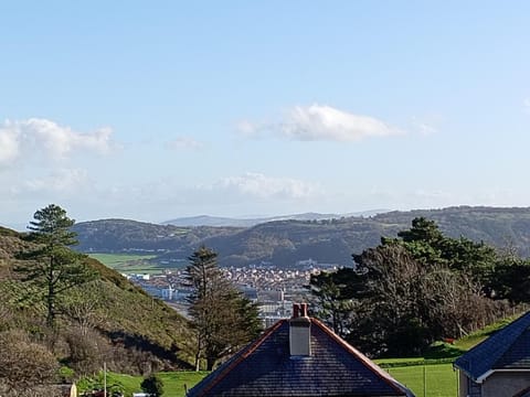 Copper Mine Cottage House in Llandudno