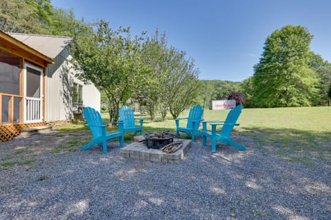 Guntersville Lake Home with Deck and Covered Boat Slip Apartment in Grant