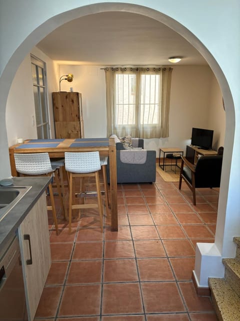 Kitchen or kitchenette, Living room, Dining area