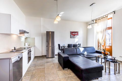 Kitchen or kitchenette, Living room, Seating area