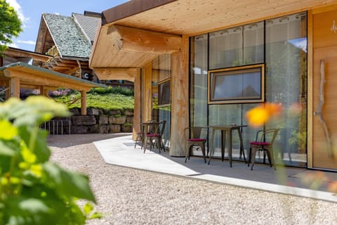 Property building, Living room