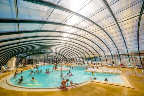 People, Summer, On site, Pool view, Swimming pool